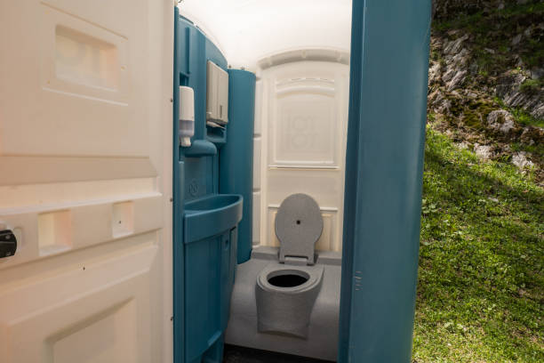 Portable Toilet Options We Offer in Ranger, TX